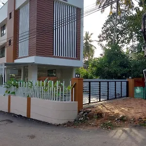 https://hotel-mannat-residence.kerala-hotels.net